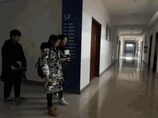 微信图片_20181213204704.gif 微信图片_20181213204704.gif